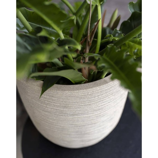 Capi Macetero Waste Rib beige terrazo 43x41 cm Capi Macetero Waste Rib beige terrazo 43x41 cm
